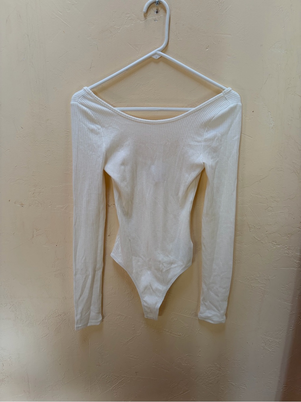 GAP Ribbed Off-Shoulder Long Sleeve Bodysuit in Cream